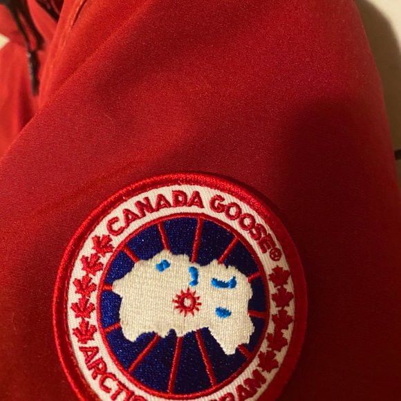 Red Canada Goose Parka (Size Small Kensington) - Picture 3 of 3